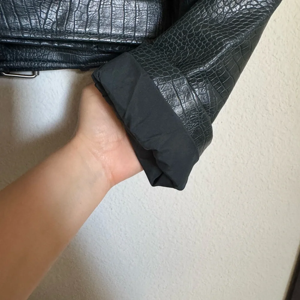 Levi's Forest Green Leather Jacket - Picture 6 of 15